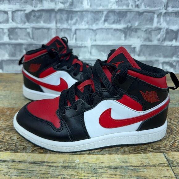 Nike Air Jordan 1 Mid Fire Red Black White 640734-079 Little Kids PS Size 13.5C - Picture 1 of 10